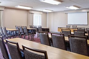 Courtyard by Marriott Dallas Arlington/Entertainment Dist