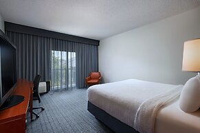 Courtyard by Marriott Dallas Arlington/Entertainment Dist