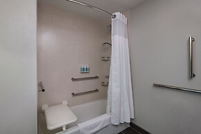 Courtyard by Marriott Dallas Arlington/Entertainment Dist