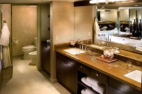 DoubleTree by Hilton Phoenix Mesa