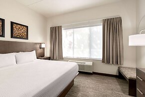 Days Inn & Suites by Wyndham Bozeman