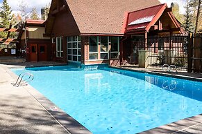 Pine Ridge Condominiums