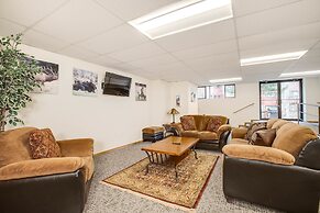 Pine Ridge Condominiums