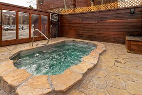 Pine Ridge Condominiums