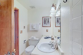 Pine Ridge Condominiums