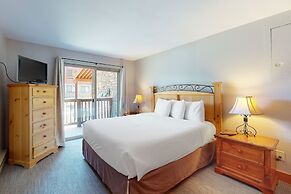 Pine Ridge Condominiums