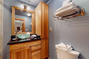 Pine Ridge Condominiums