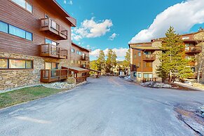 Pine Ridge Condominiums