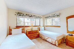 Pine Ridge Condominiums