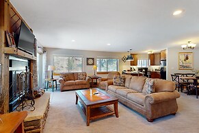 Pine Ridge Condominiums