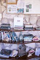 Small Hope Bay Lodge