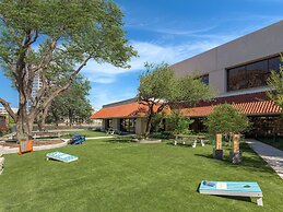 Omni Las Colinas Hotel