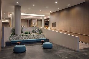 Sheraton LaGuardia East Hotel