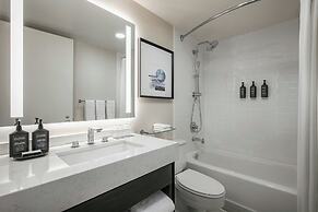 Sheraton LaGuardia East Hotel