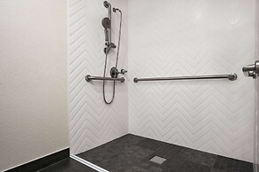 Ramada by Wyndham Anaheim Convention Center