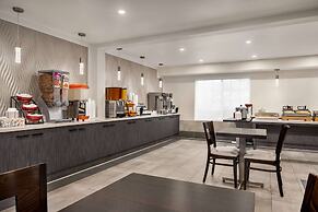 Ramada by Wyndham Anaheim Convention Center