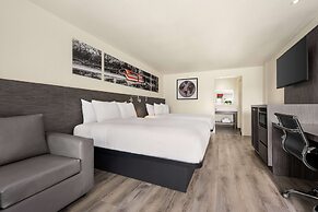 Ramada by Wyndham Anaheim Convention Center