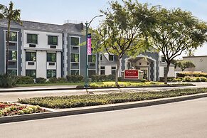 Ramada by Wyndham Anaheim Convention Center