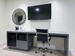 Ramada by Wyndham Anaheim Convention Center