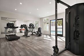 Ramada by Wyndham Anaheim Convention Center