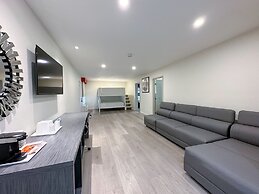 Ramada by Wyndham Anaheim Convention Center