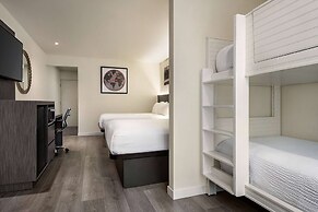 Ramada by Wyndham Anaheim Convention Center