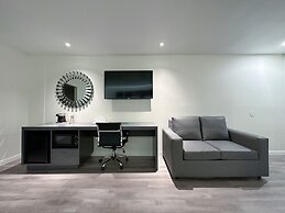 Ramada by Wyndham Anaheim Convention Center