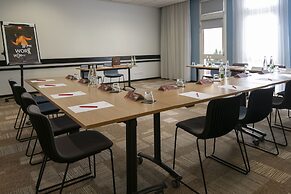 ibis Gap Centre