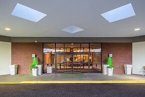 Holiday Inn Philadelphia South - Swedesboro by IHG