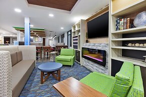 Holiday Inn Express Winnipeg Airport - Polo Park by IHG