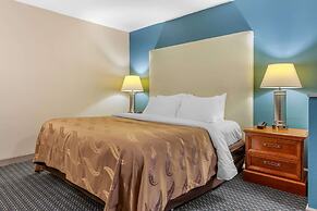 Quality Inn & Suites Apex - Holly Springs