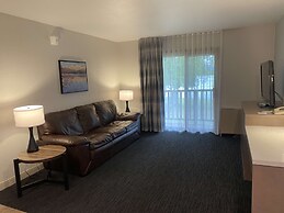 Best Western Lake Lucille Inn