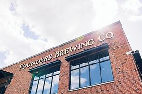 Holiday Inn Grand Rapids Downtown by IHG