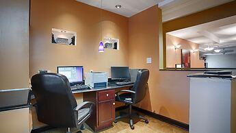 The Independence Inn Charlotte/Matthews Hotel