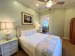 Best Western Grandma's Feather Bed