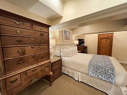 Best Western Grandma's Feather Bed