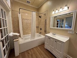 Best Western Grandma's Feather Bed