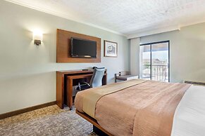 Best Western Plus Ahtanum Inn