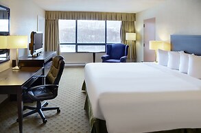 Greenwood Inn & Suites