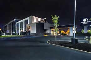 DoubleTree by Hilton St. Louis Airport
