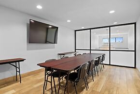 La Quinta Inn & Suites by Wyndham Santa Cruz