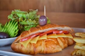 Romance Alexandria Hotel