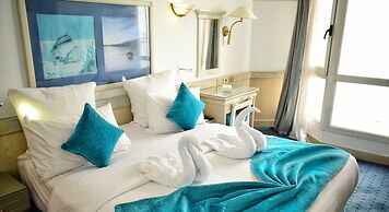 Romance Alexandria Hotel