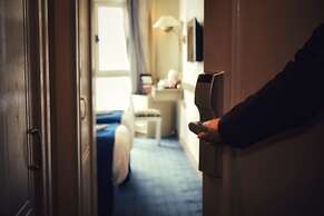 Romance Alexandria Hotel