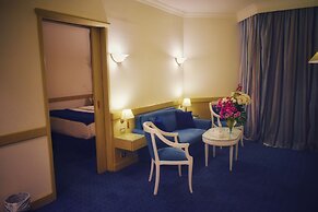 Romance Alexandria Hotel