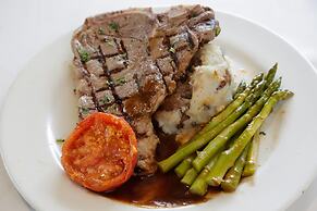 Holiday Inn Plainview-Long Island by IHG