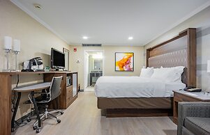 Holiday Inn Plainview-Long Island by IHG