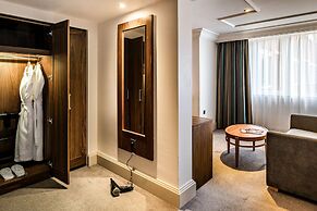 The Marble Arch Hotel, by Thistle