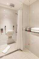 The Marble Arch Hotel, by Thistle