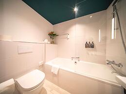 Maek Hotel Antwerp Central - Handwritten Collection